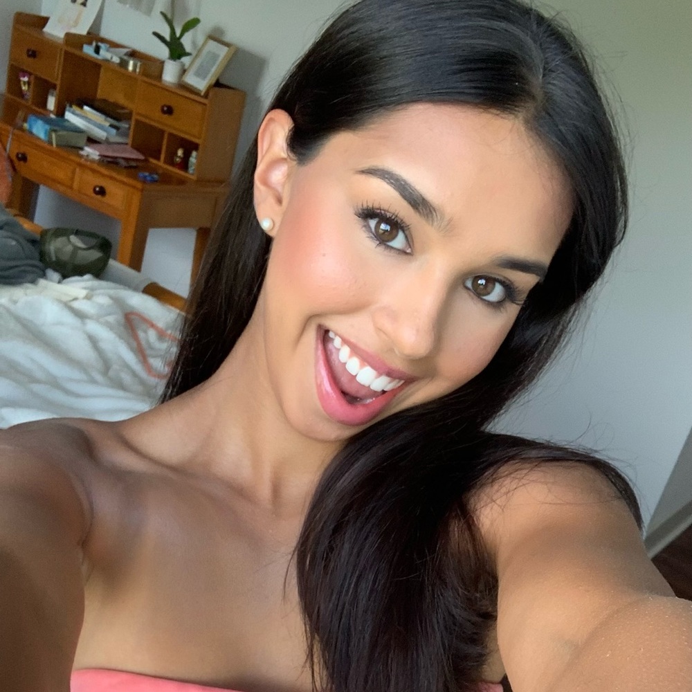 Meet your Posher, Victoria